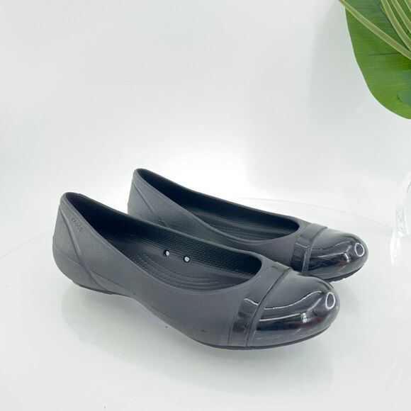 CROCS Women's Cap Toe Ballet Flats Size 7 Black Rubber Slip On Rubber Light Shoe - Picture 1 of 10